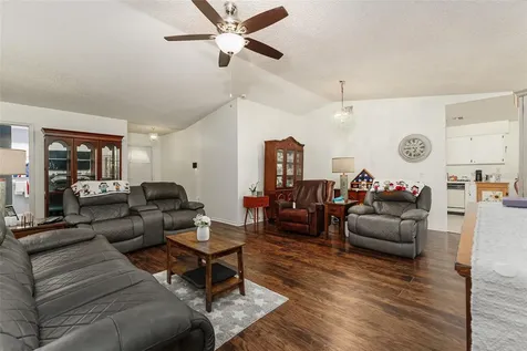 1836 Prairie Dunes Circle N Lakeland FL 33810