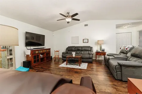 1836 Prairie Dunes Circle N Lakeland FL 33810
