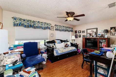 1836 Prairie Dunes Circle N Lakeland FL 33810