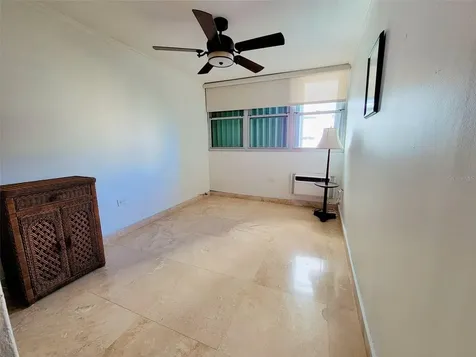 76 Cond Kings Court San Juan PR 00911
