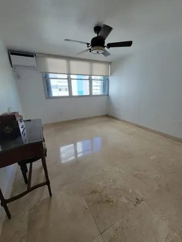 76 Cond Kings Court San Juan PR 00911