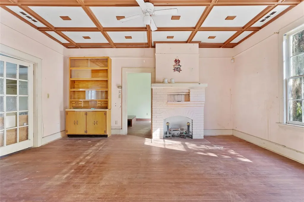 221 S 5th Street Palatka FL 32177