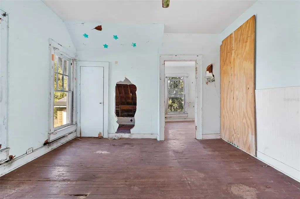 221 S 5th Street Palatka FL 32177