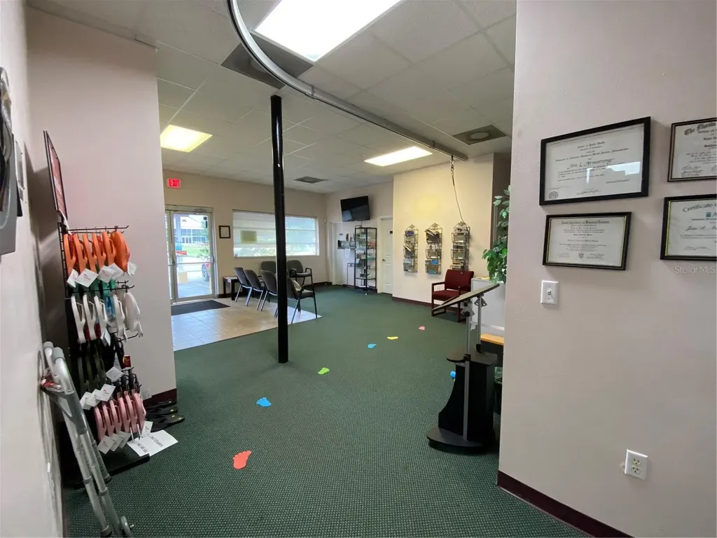 205 N Scenic Highway Frostproof FL 33843