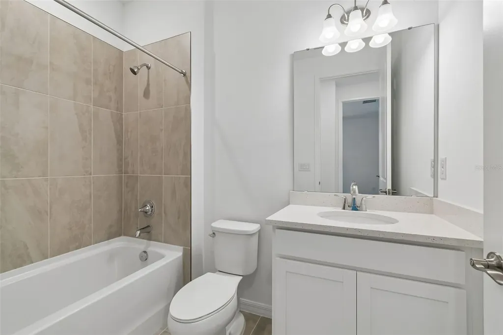 3744 Nandina Circle Sun City Center FL 33573