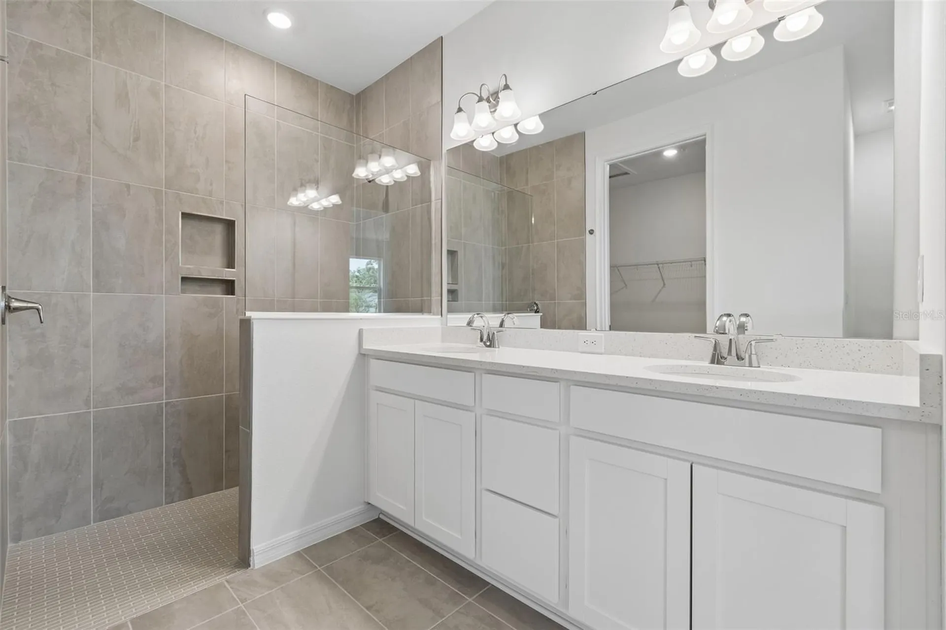 3744 Nandina Circle Sun City Center FL 33573