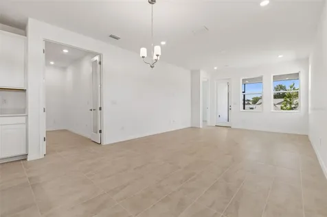 3744 Nandina Circle Sun City Center FL 33573