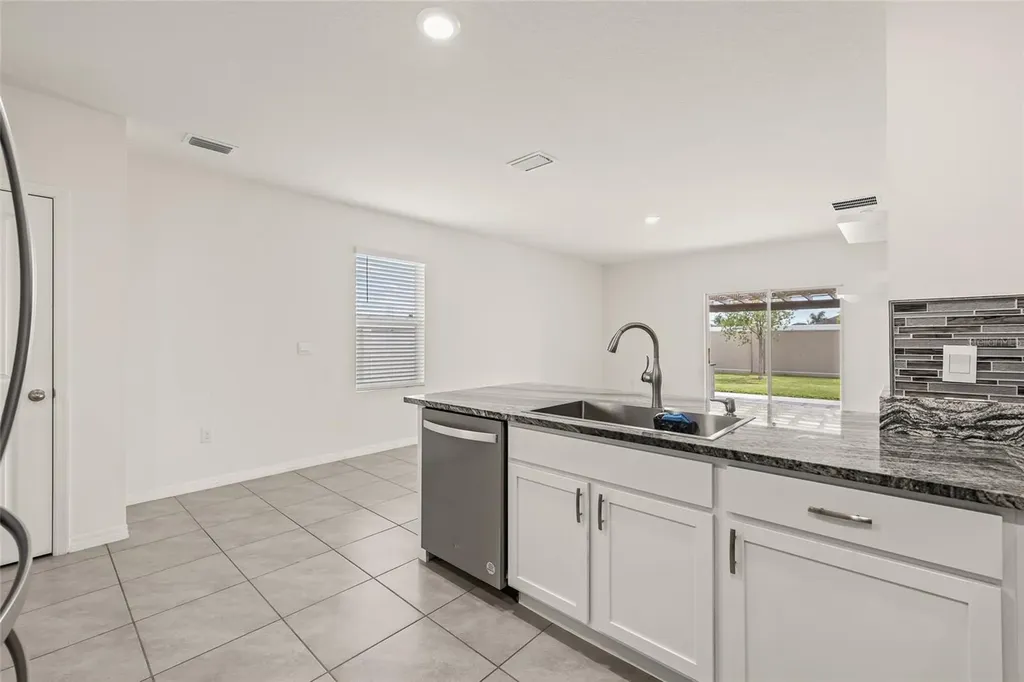 31276 Penny Surf Loop Wesley Chapel FL 33545