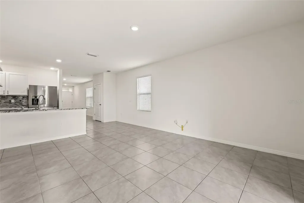 31276 Penny Surf Loop Wesley Chapel FL 33545