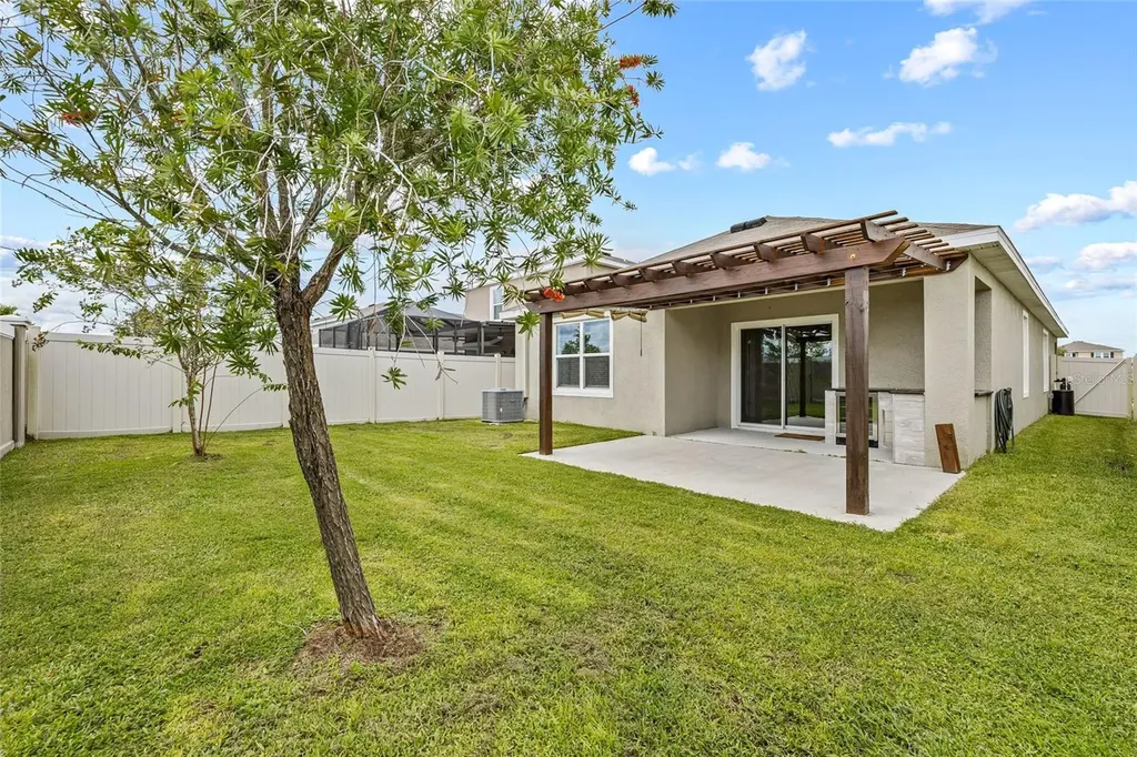 31276 Penny Surf Loop Wesley Chapel FL 33545
