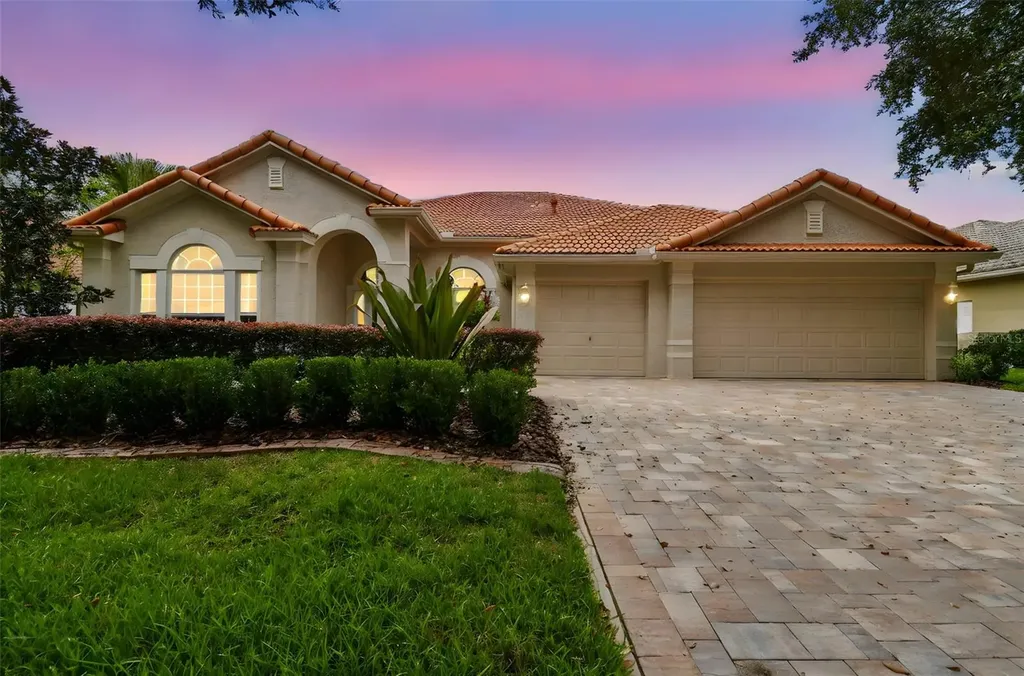 10218 Waterside Oaks Drive Tampa FL 33647