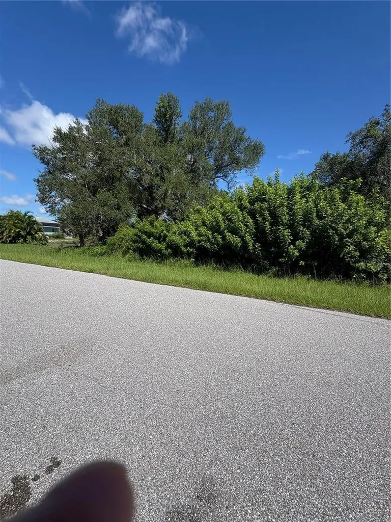 12773 Bacchus Road Port Charlotte FL 33981