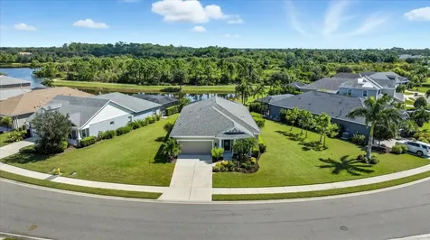 7031 White Willow Court Sarasota FL 34243