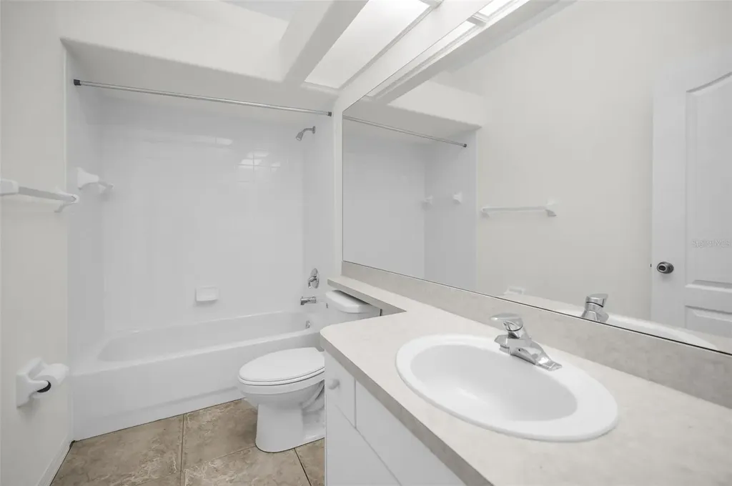 271 Hemingway Drive Oldsmar FL 34677