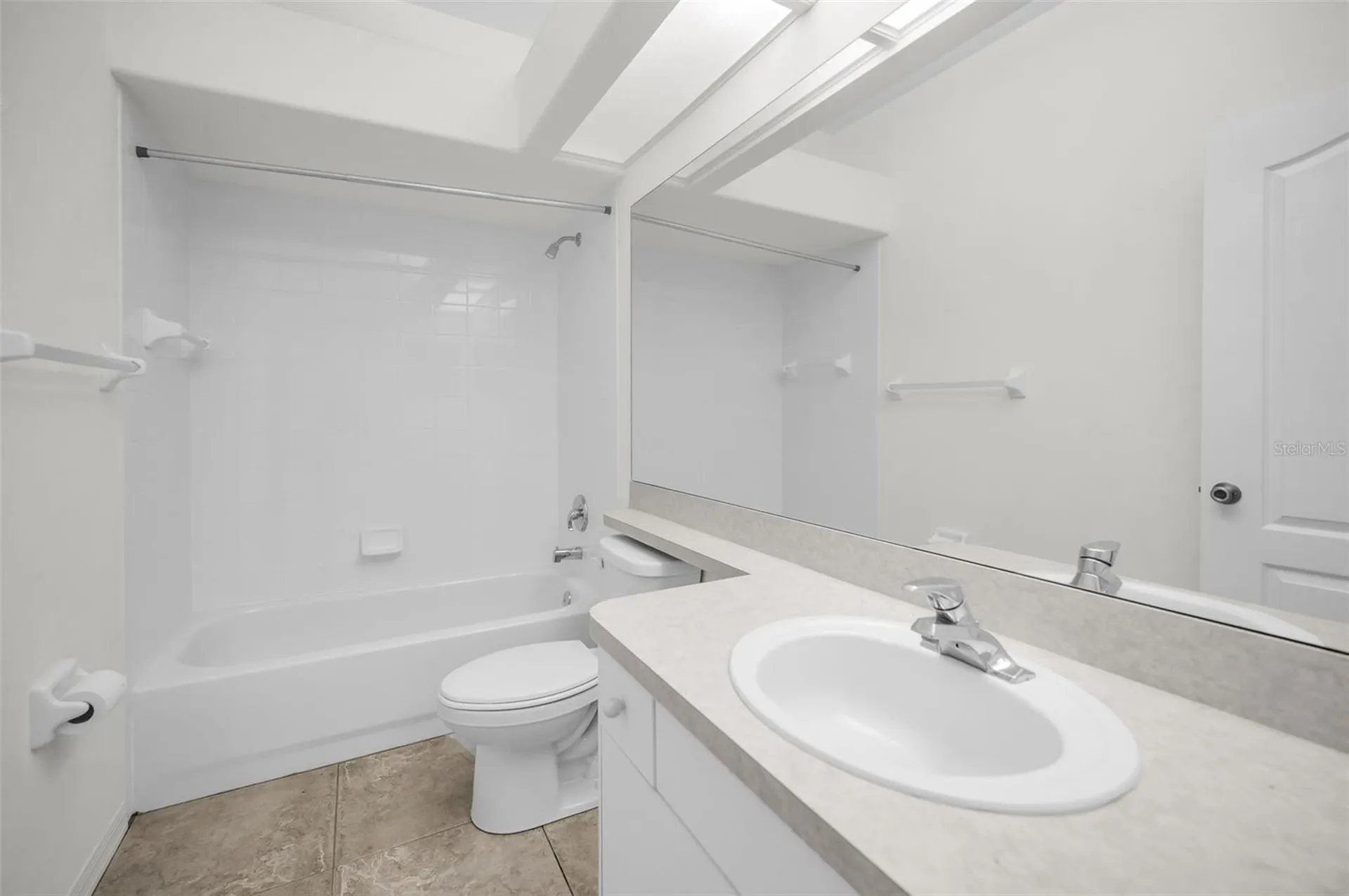 271 Hemingway Drive Oldsmar FL 34677
