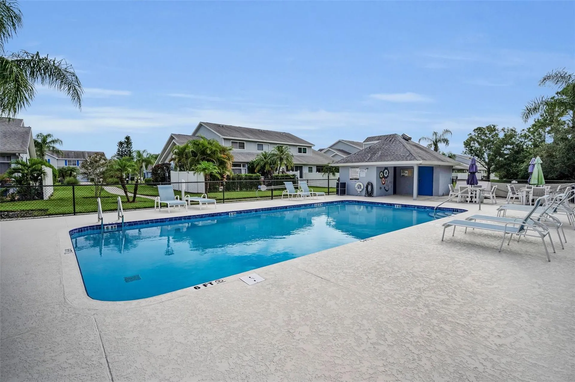 271 Hemingway Drive Oldsmar FL 34677