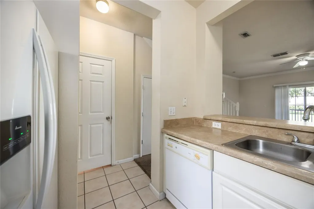 4872 NW 42nd Drive Gainesville FL 32606