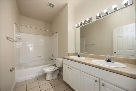 4872 NW 42nd Drive Gainesville FL 32606