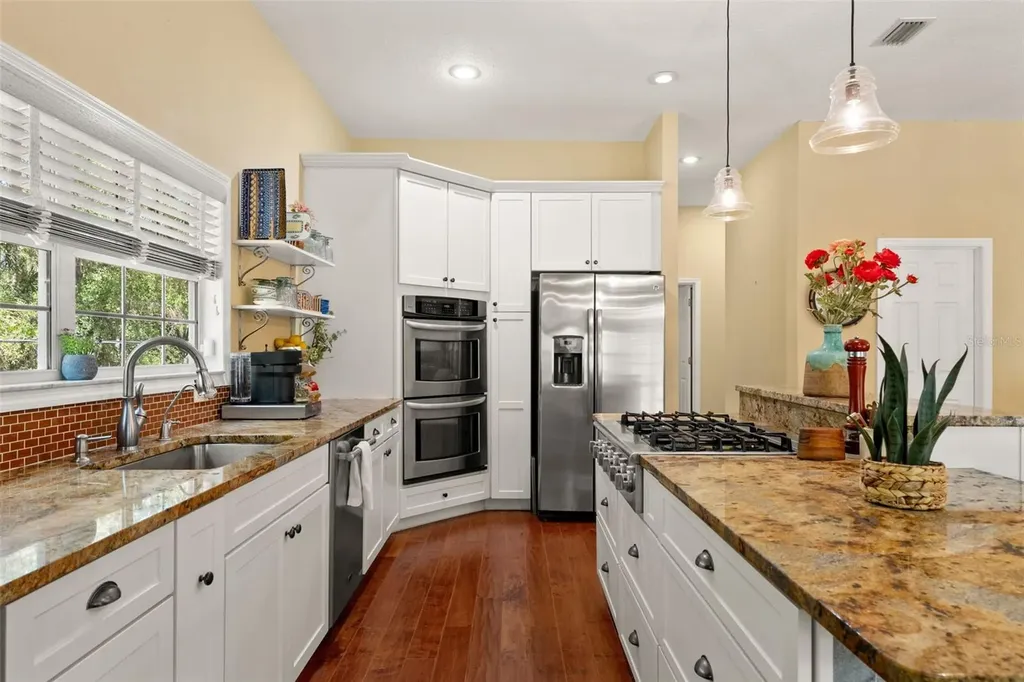 4270 SE 193rd Place Yankeetown FL 34498