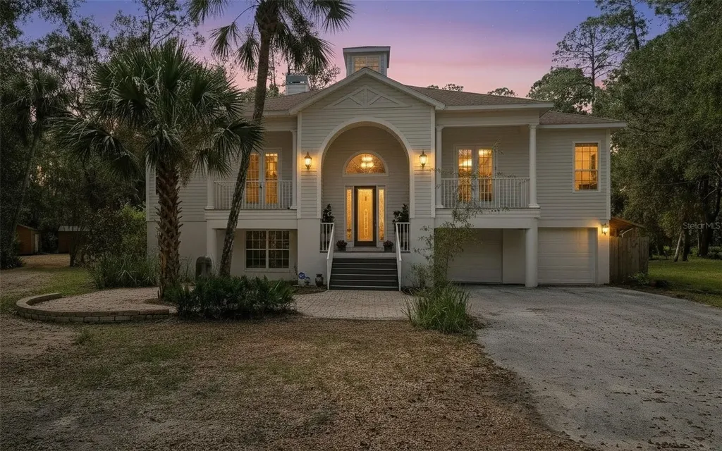 4270 SE 193rd Place Yankeetown FL 34498