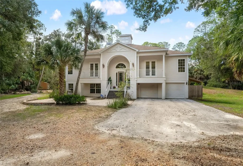 4270 SE 193rd Place Yankeetown FL 34498
