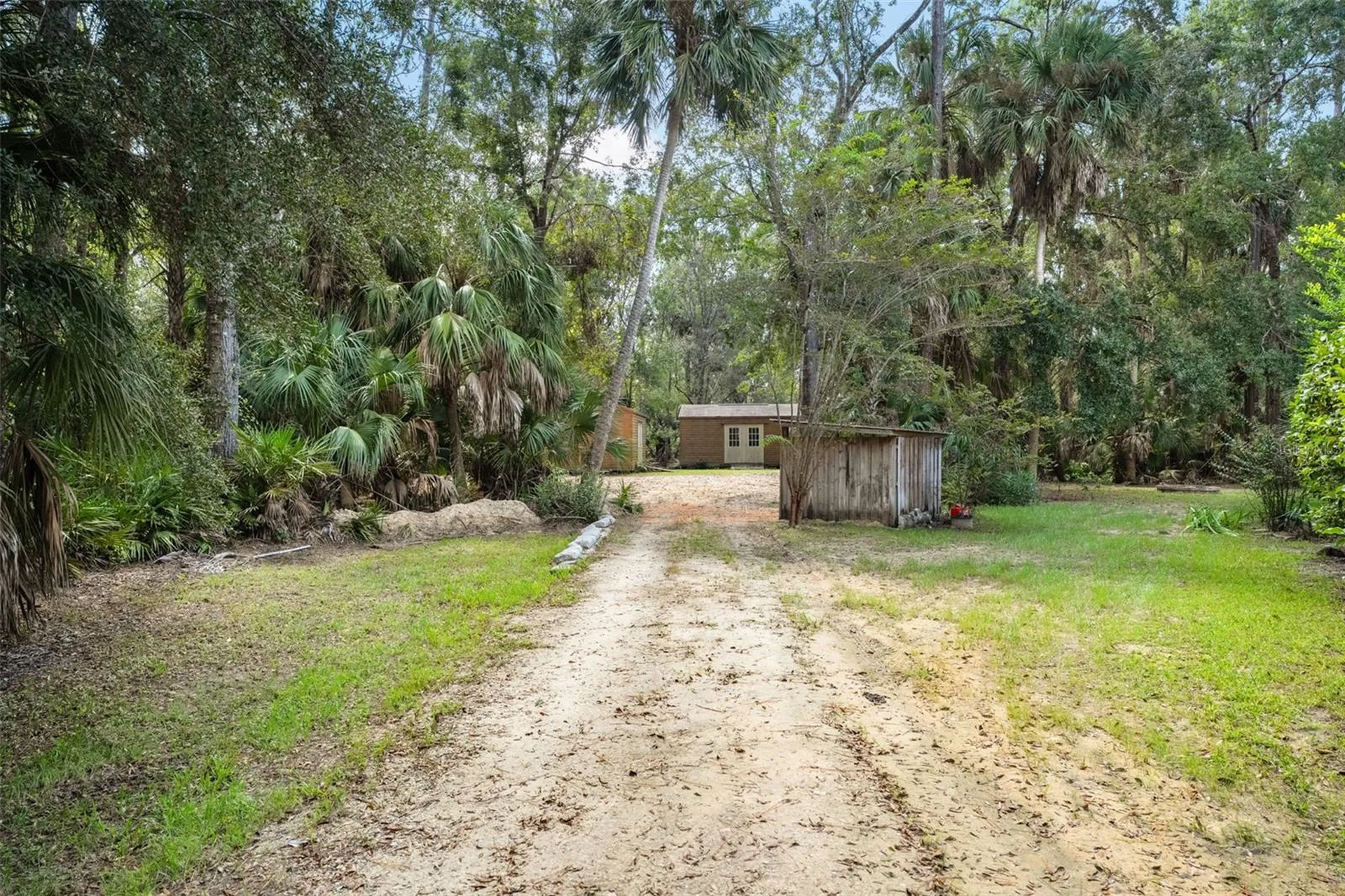 4270 SE 193rd Place Yankeetown FL 34498