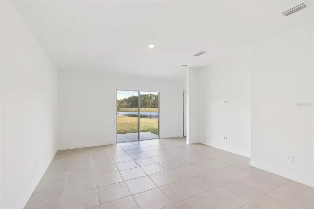 16 Dilly Court Palm Coast FL 32164