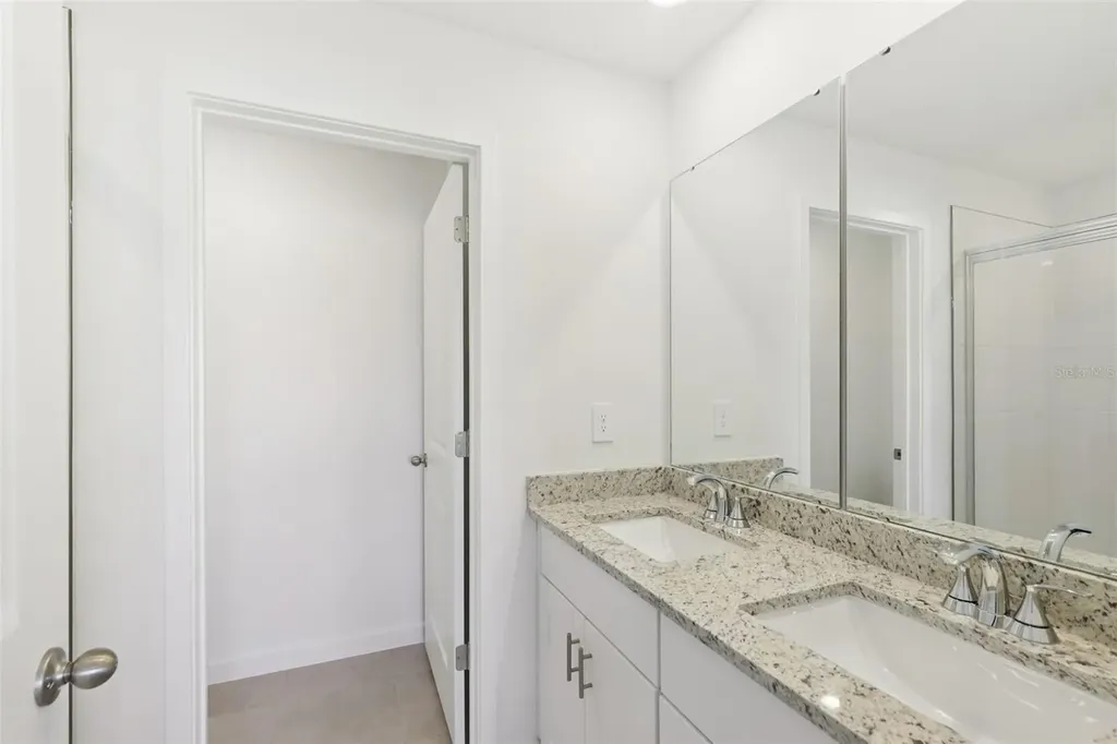 16 Dilly Court Palm Coast FL 32164