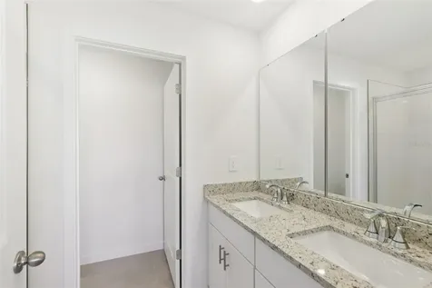 16 Dilly Court Palm Coast FL 32164