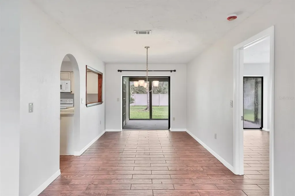 7365 S Leewynn Drive Sarasota FL 34240