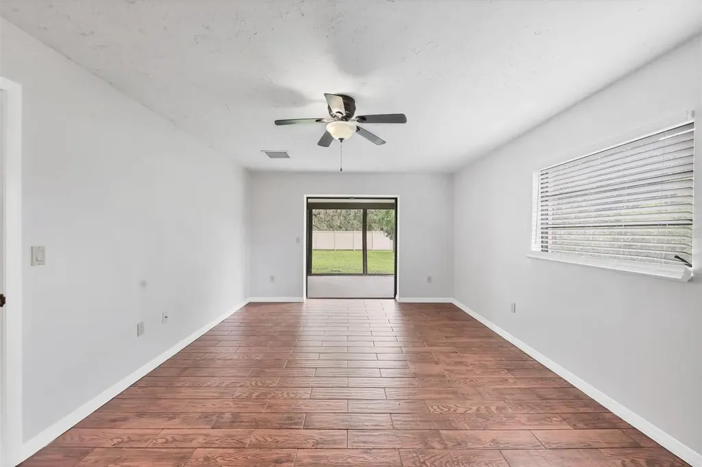 7365 S Leewynn Drive Sarasota FL 34240