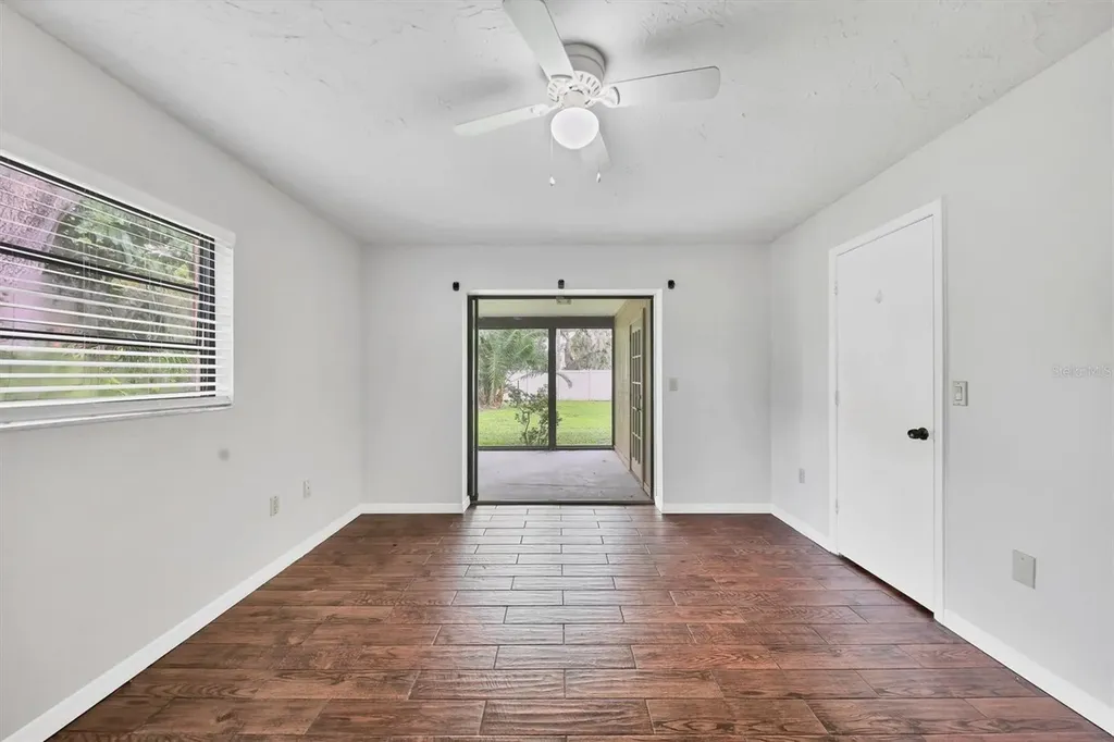 7365 S Leewynn Drive Sarasota FL 34240