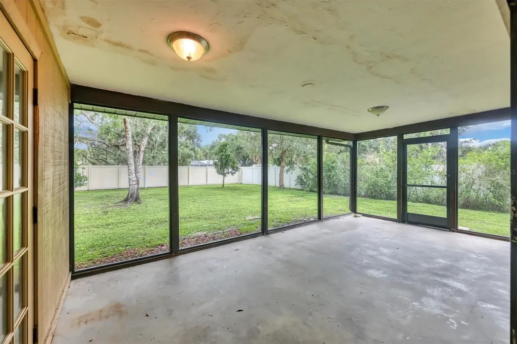 7365 S Leewynn Drive Sarasota FL 34240