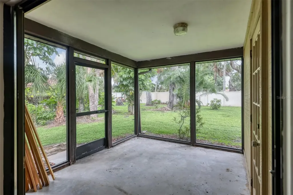 7365 S Leewynn Drive Sarasota FL 34240