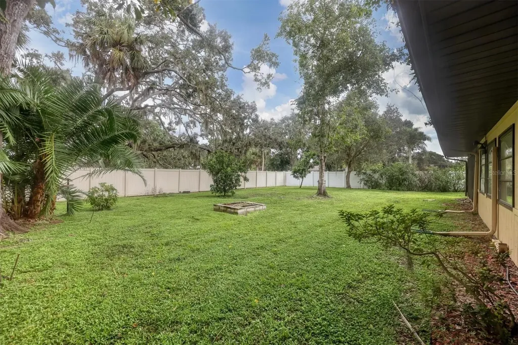 7365 S Leewynn Drive Sarasota FL 34240
