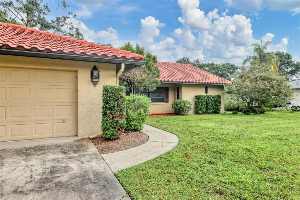 7365 S Leewynn Drive Sarasota FL 34240