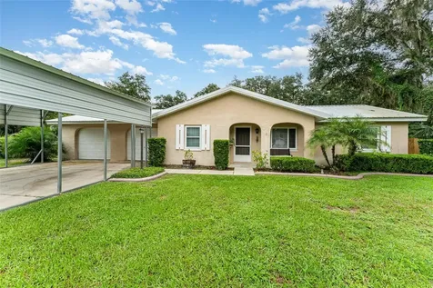 6204 Sweetwater Drive E Lakeland FL 33811