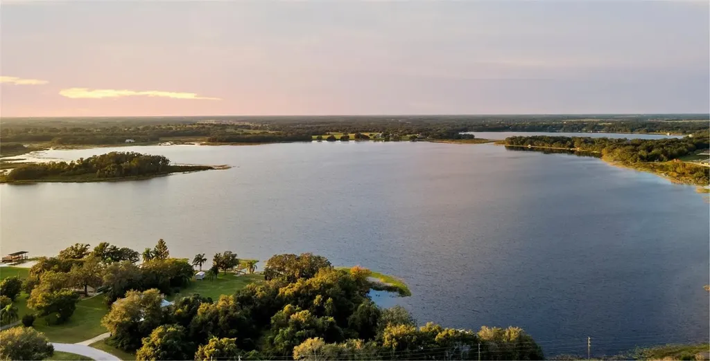6973 Wilson Pasture Avenue Groveland FL 34736