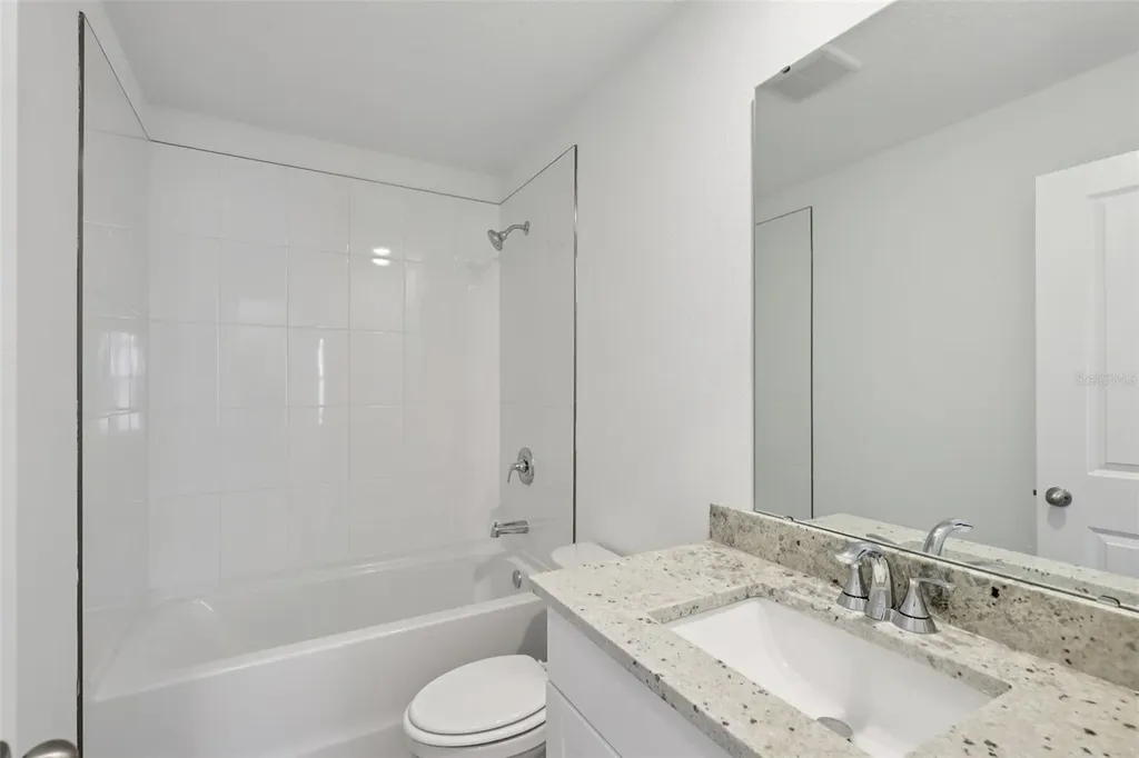 18 Dilly Circle Palm Coast FL 32164