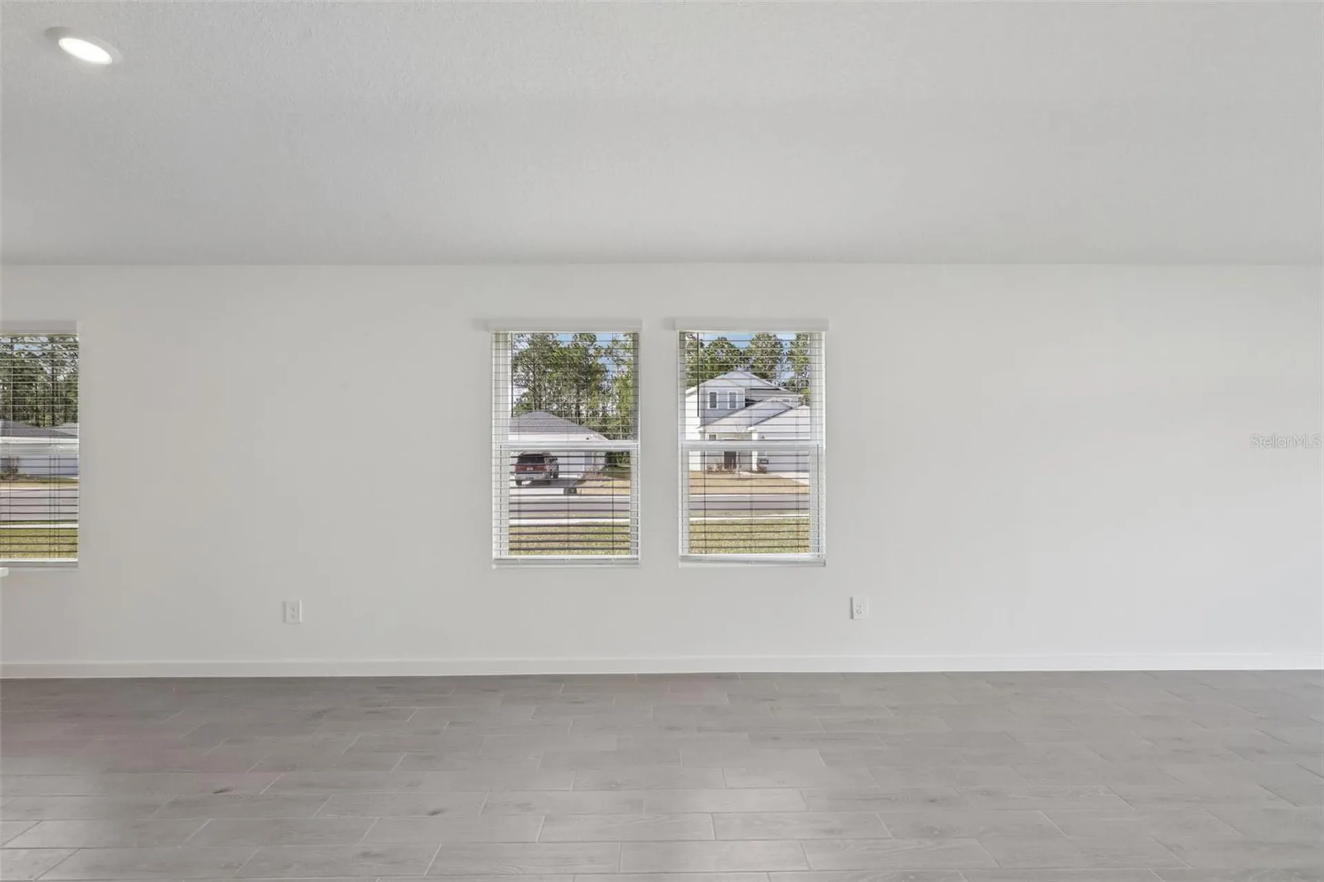 18 Dilly Circle Palm Coast FL 32164