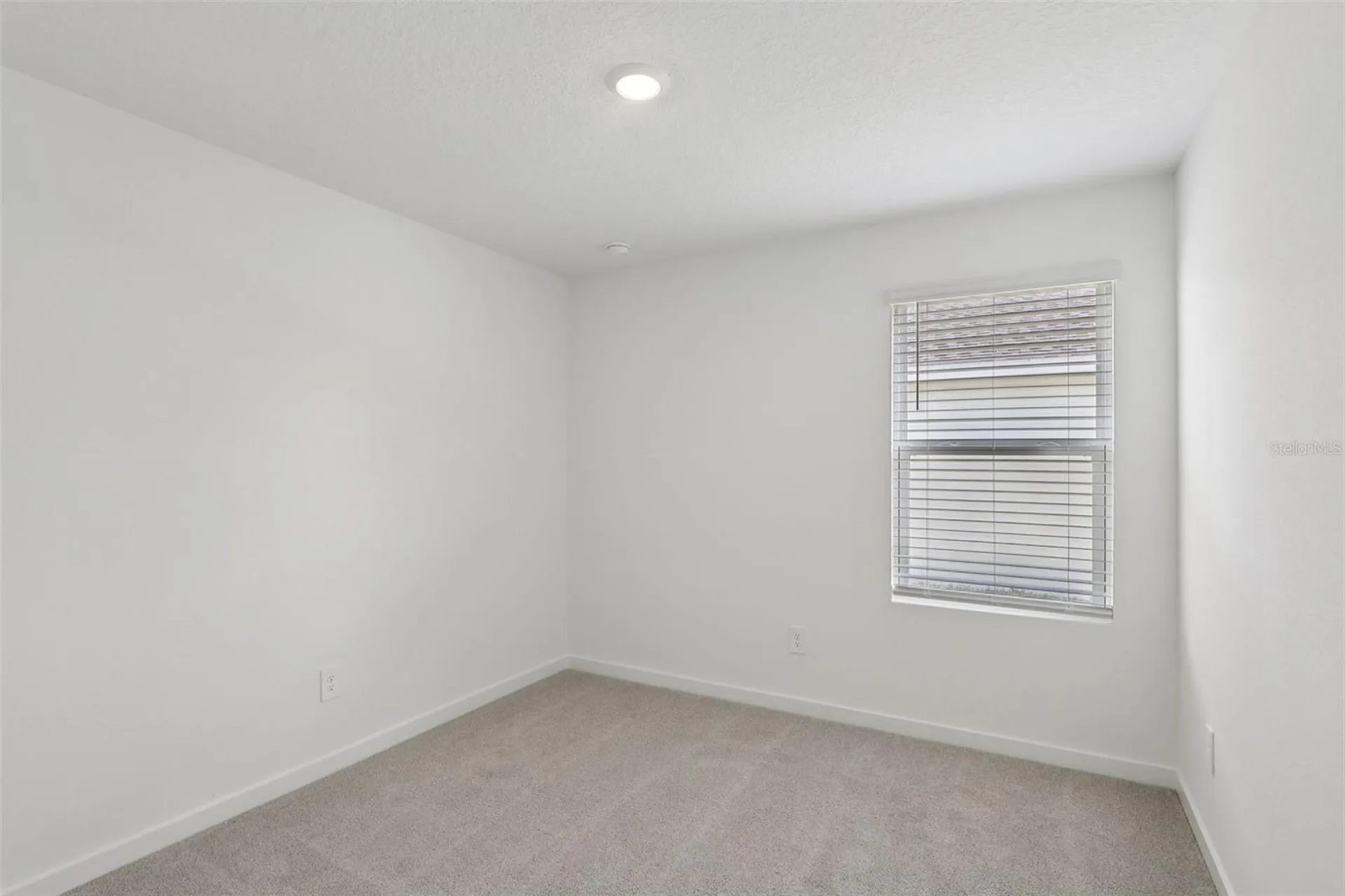 18 Dilly Circle Palm Coast FL 32164
