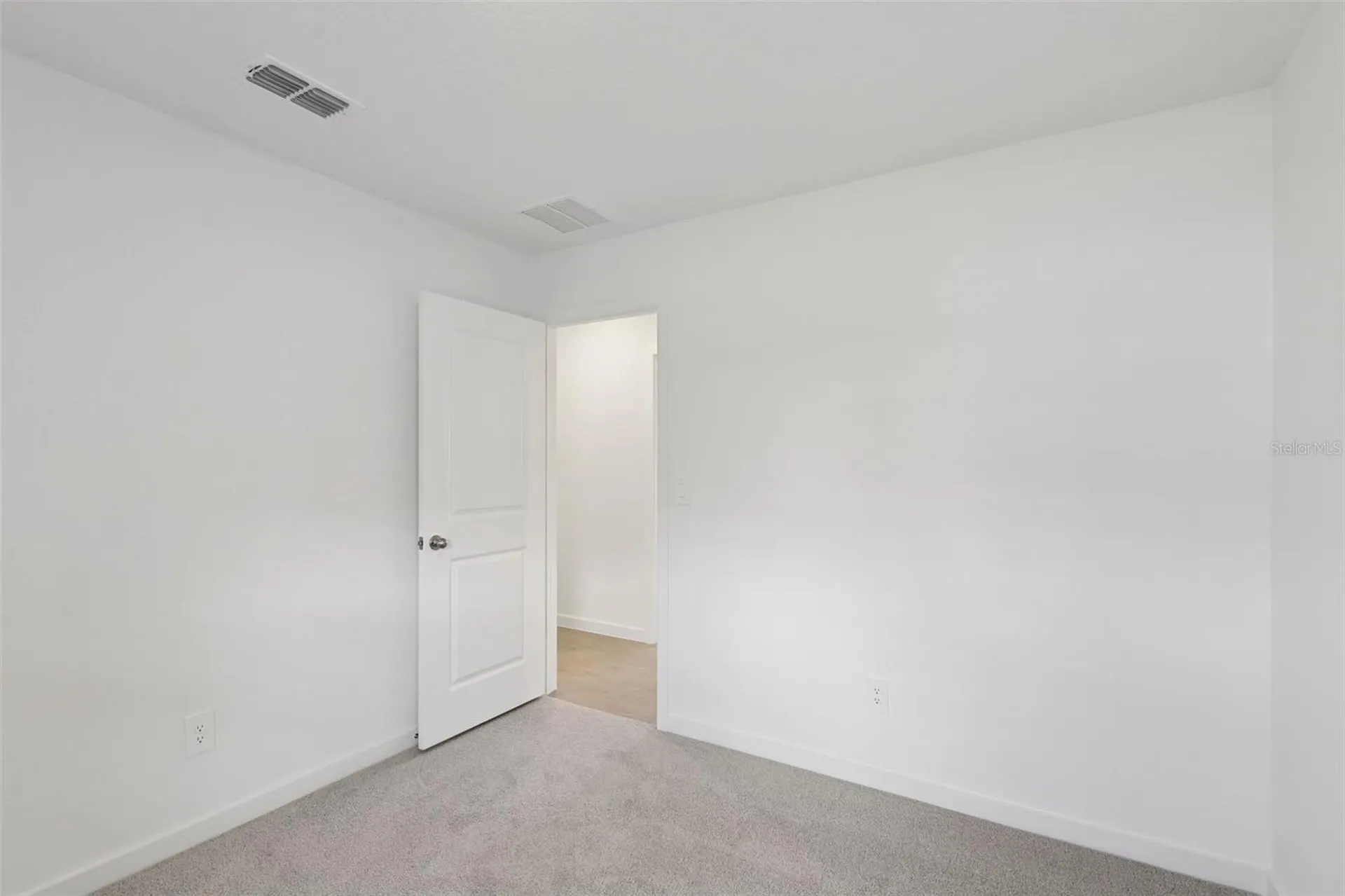 18 Dilly Circle Palm Coast FL 32164