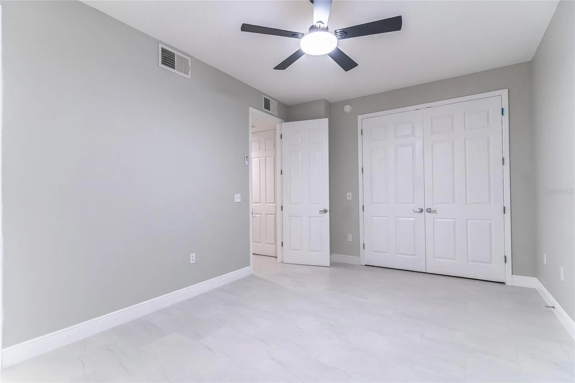2045 Grand Oak Drive Kissimmee FL 34744