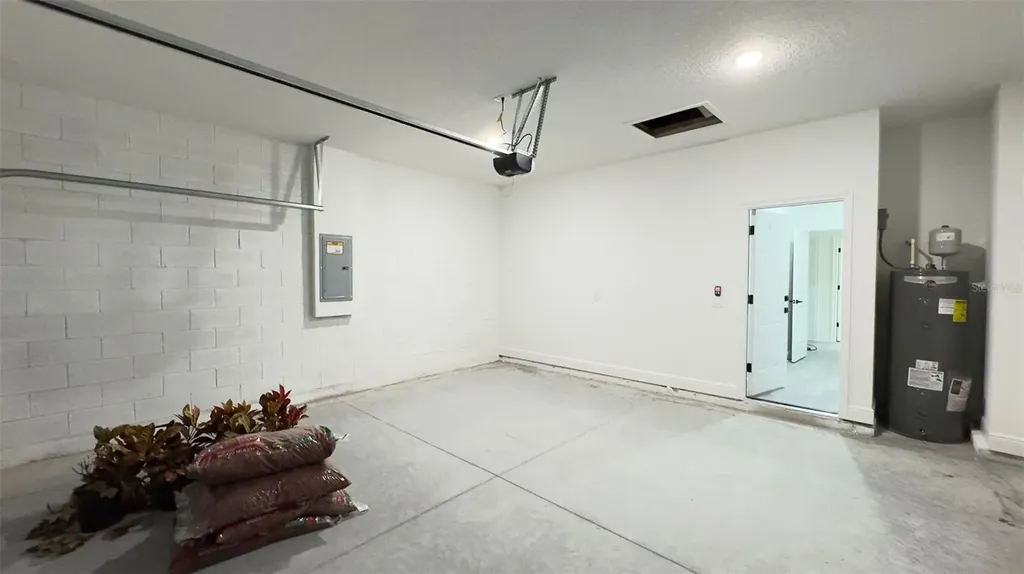 2827 W Xenox Drive Citrus Springs FL 34433