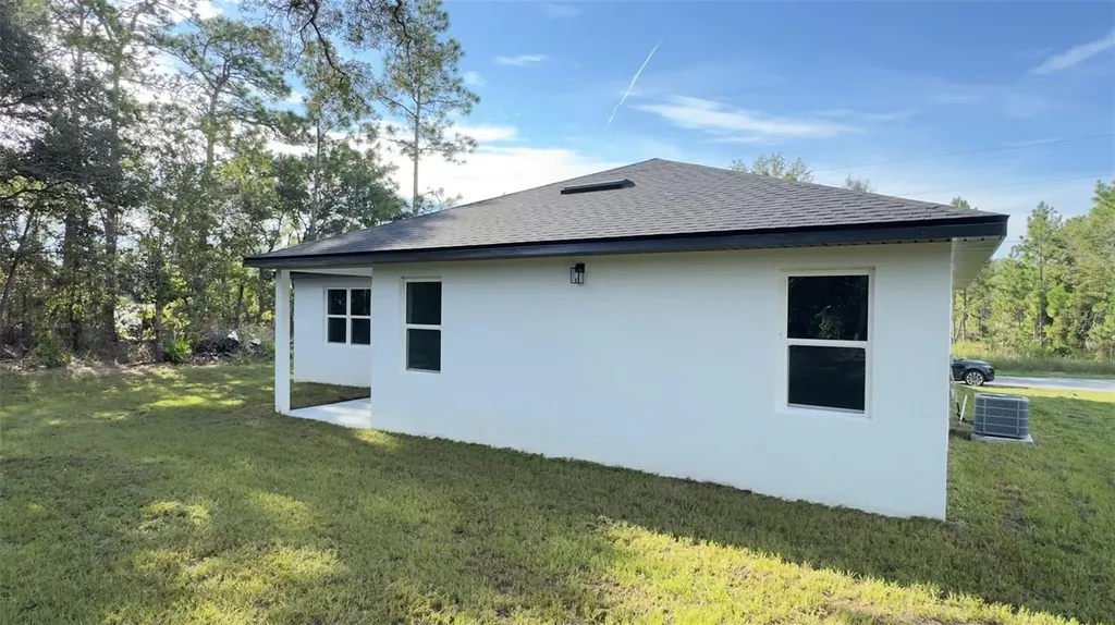 2827 W Xenox Drive Citrus Springs FL 34433