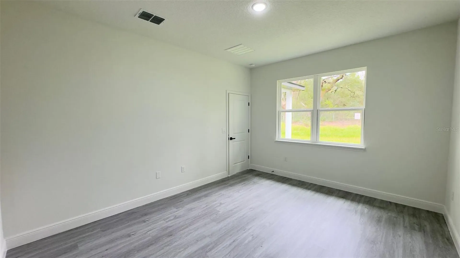 2827 W Xenox Drive Citrus Springs FL 34433