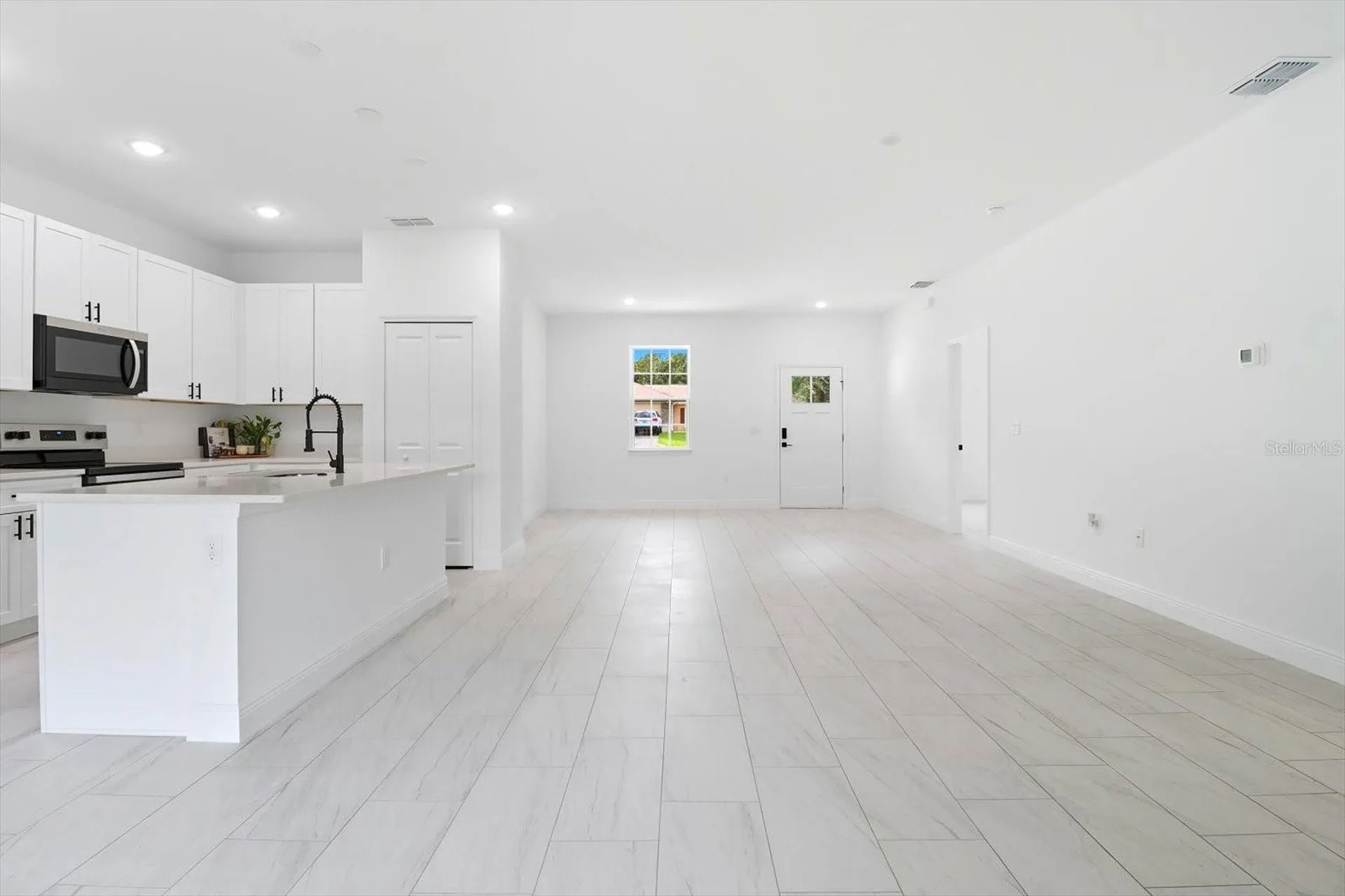 225 W Diego Place Citrus Springs FL 34434