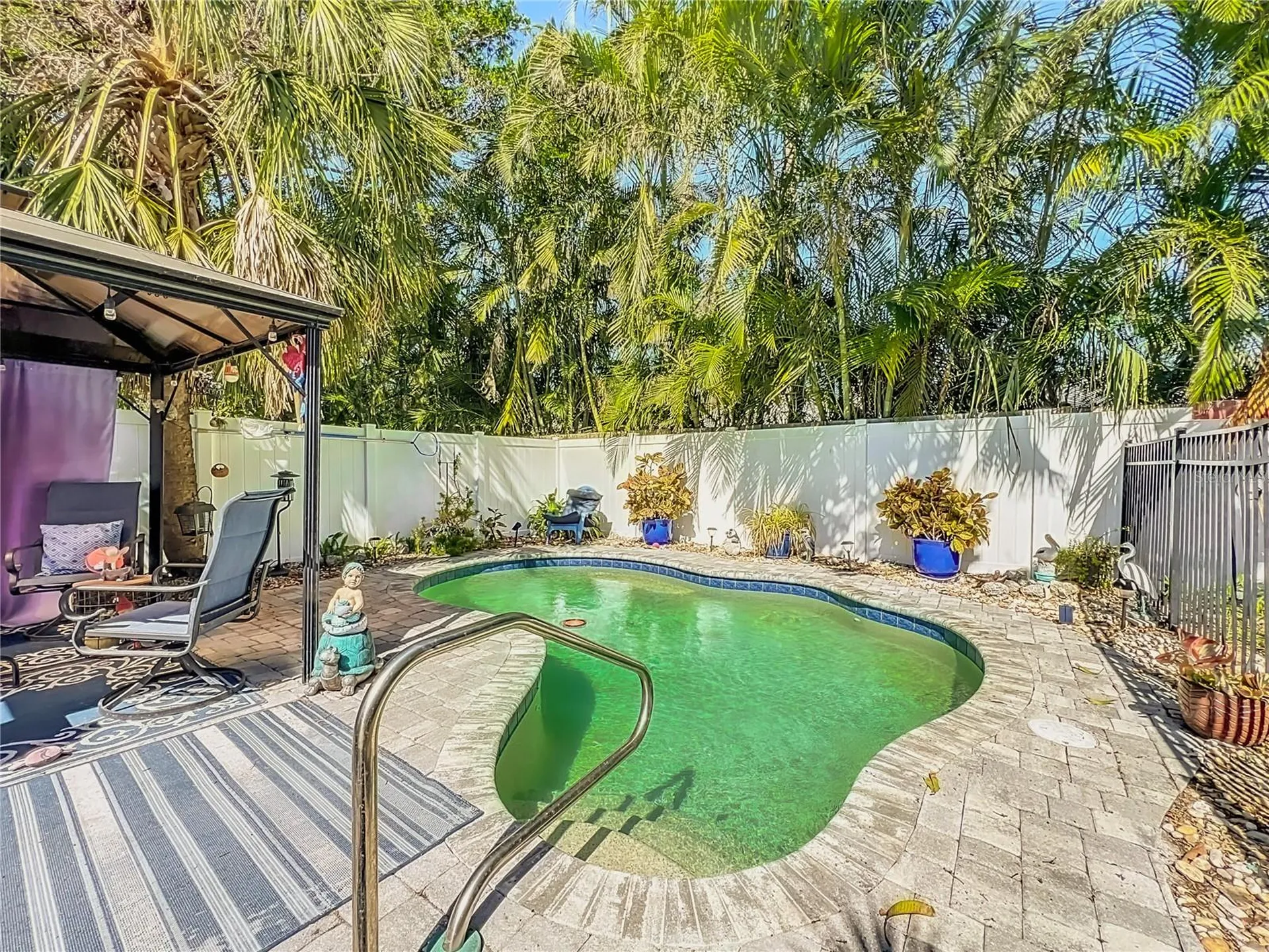 1687 Arlington Street Sarasota FL 34239
