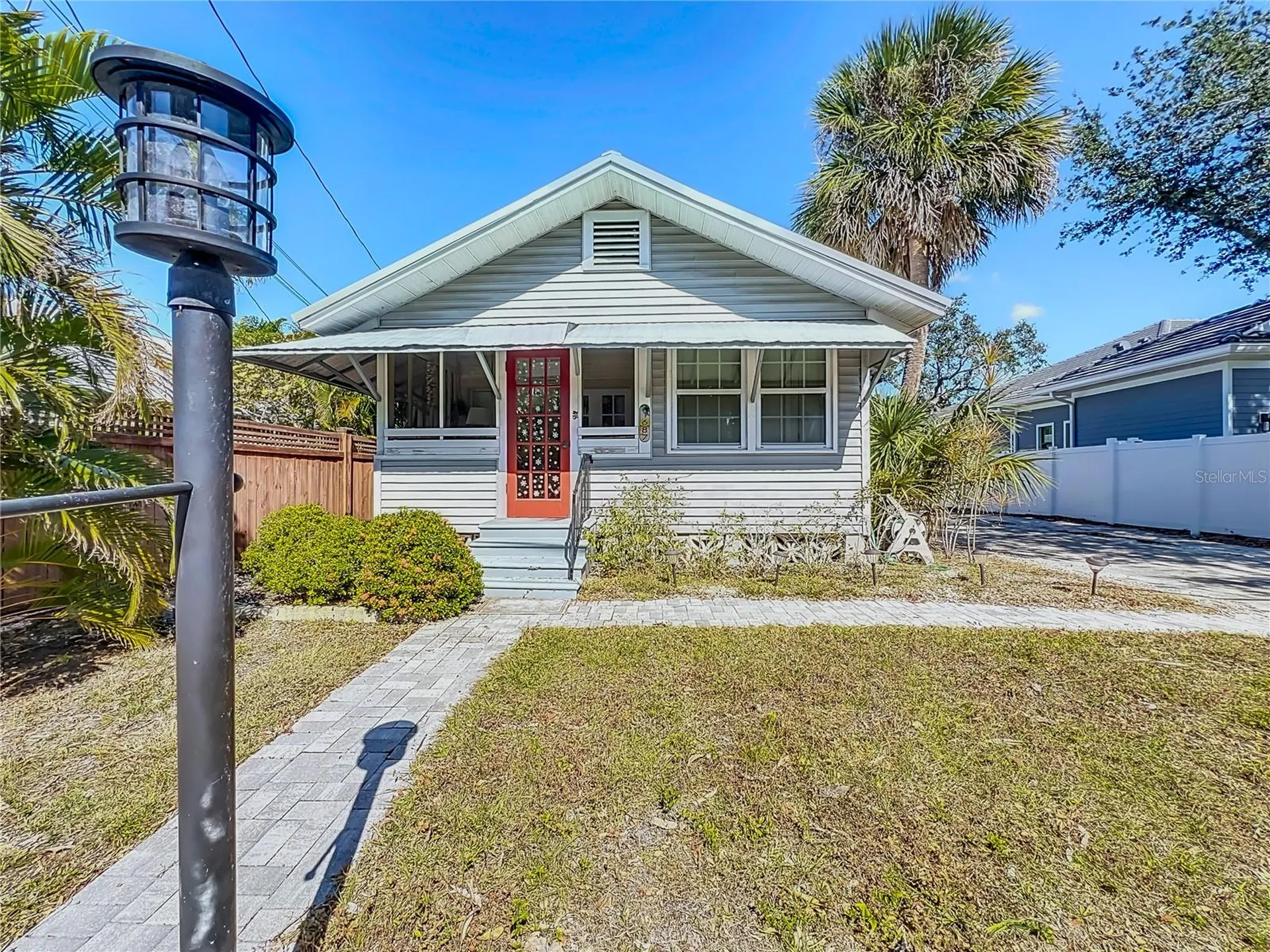 1687 Arlington Street Sarasota FL 34239