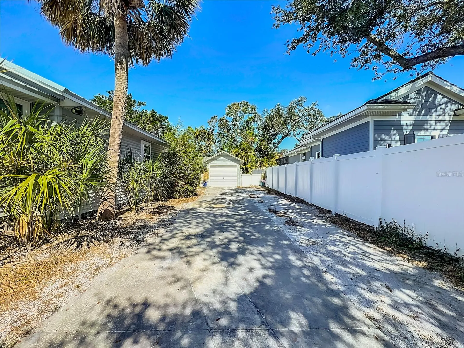 1687 Arlington Street Sarasota FL 34239